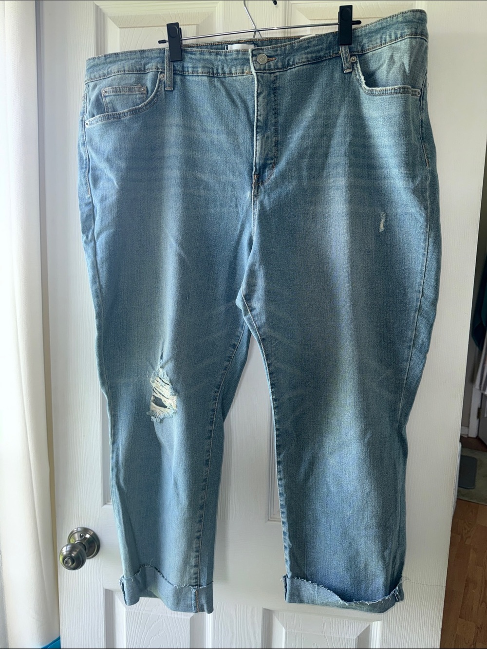 Women’s Crown and Ivy crop jeans, size 22W. Worn once.